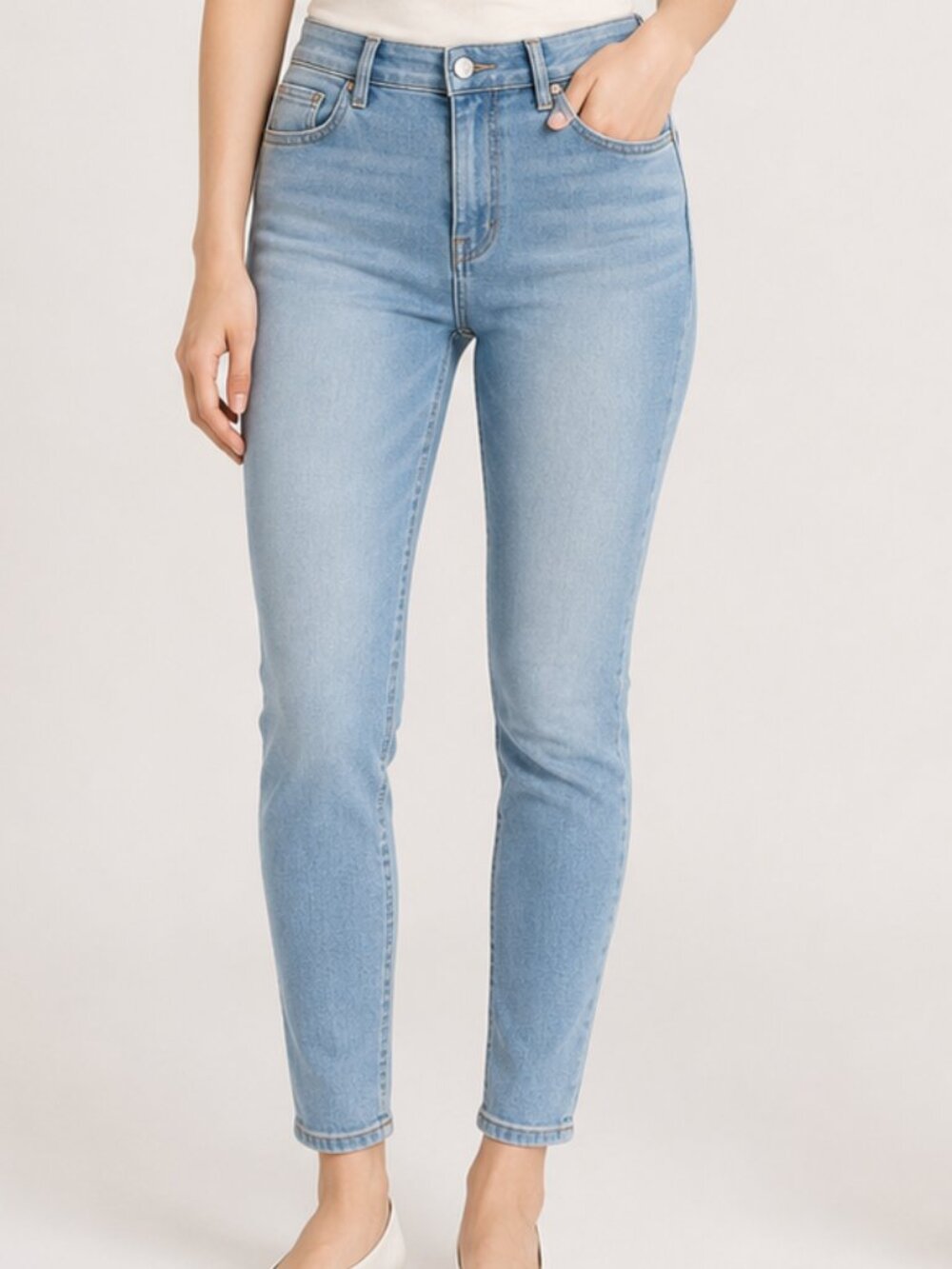 Divided by H&M Light Wash Skinny Jeans, Size 8